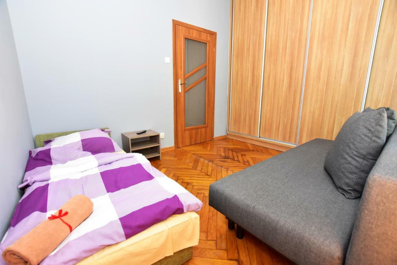 Swidnicka Hostel *